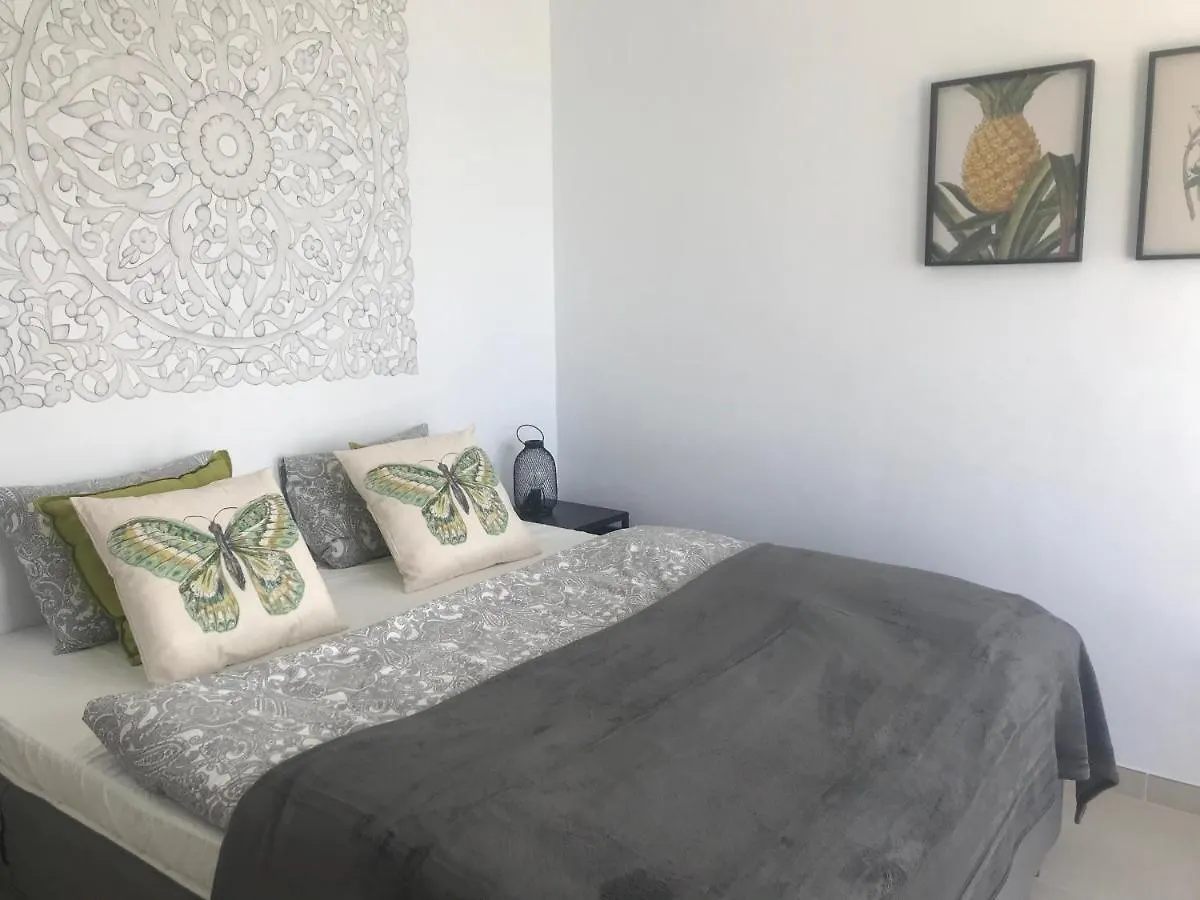 Villa Pura Vida Andalusien Algarrobo